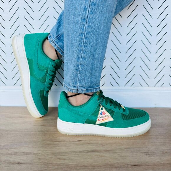 ⭐Nike Air Force 1 '07 LV8 Low-Top Casual Size 8.5 Women's Shoes FZ5222-300 New